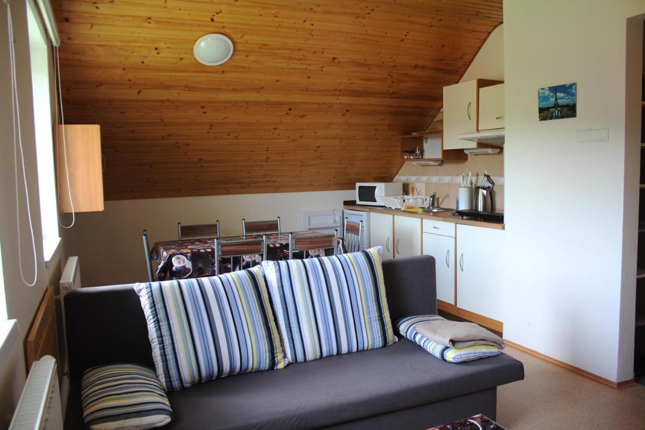 Apartmány Fialka Kasperske Hory Exterior foto